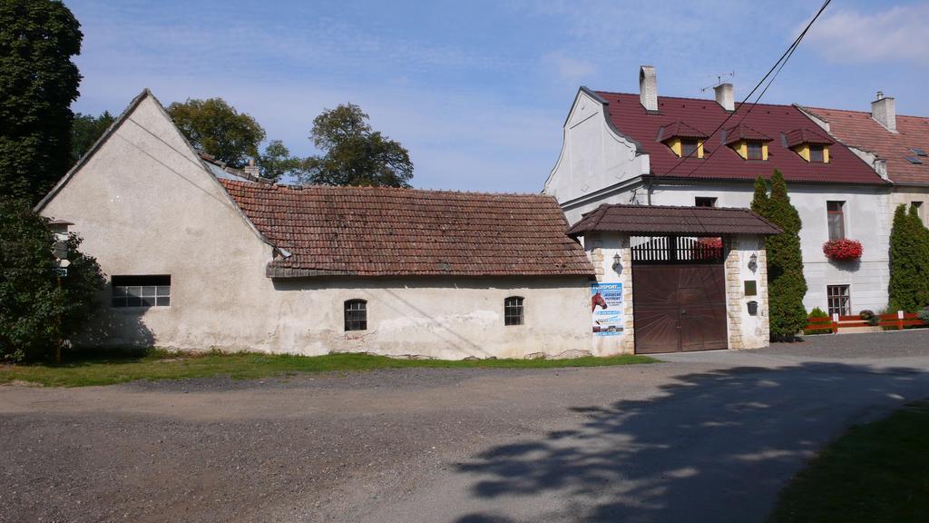 Penzion Padrtuv Mlyn Třebíč Eksteriør billede